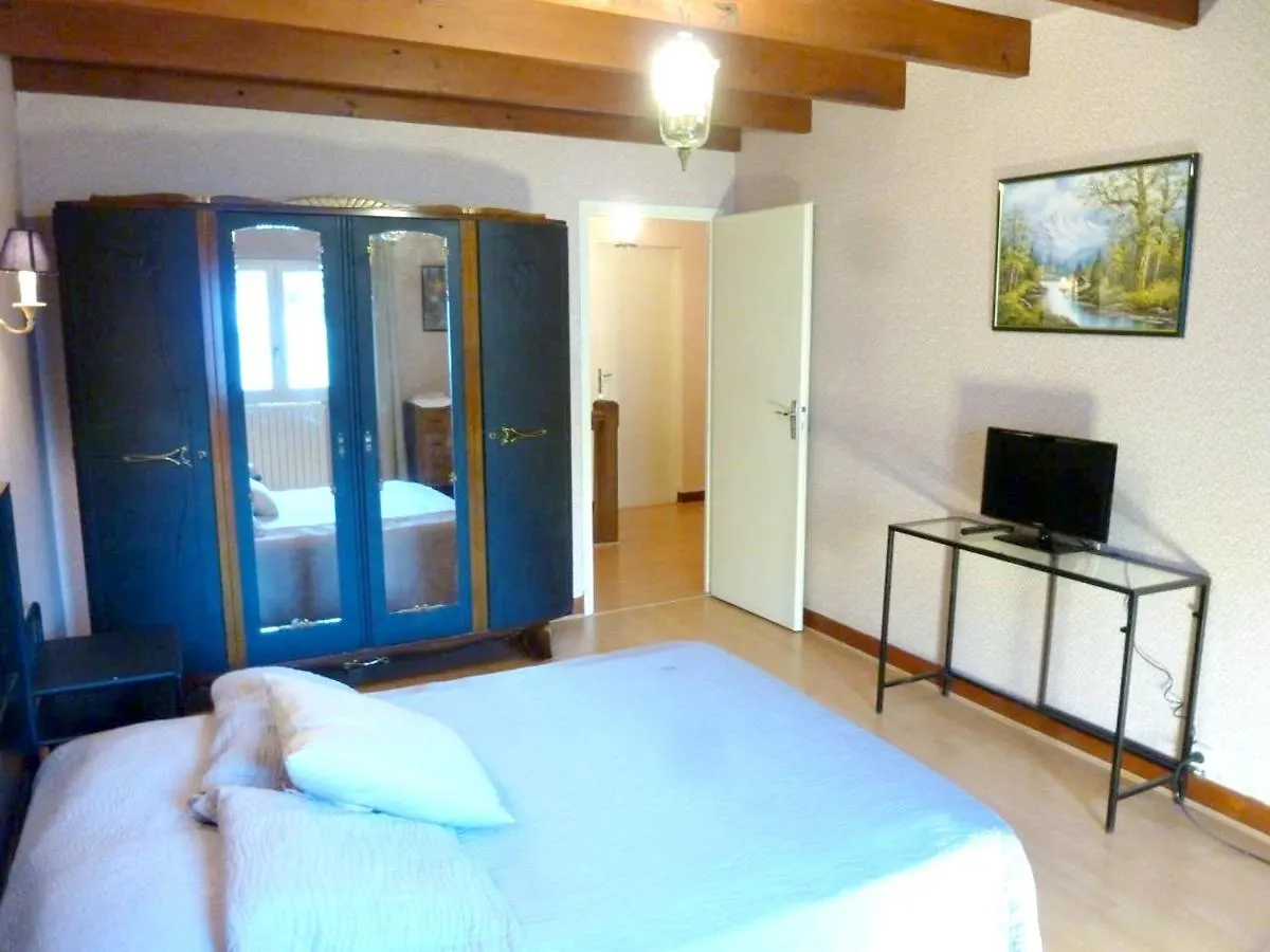 Holiday home Maison De 4 Chambres Avec Jardin Clos Et Wifi A Luz Saint Sauveur Lourdes