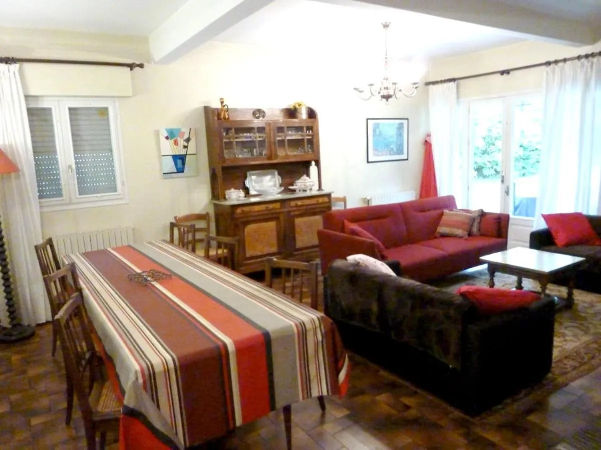 Holiday home Maison De 4 Chambres Avec Jardin Clos Et Wifi A Luz Saint Sauveur Lourdes