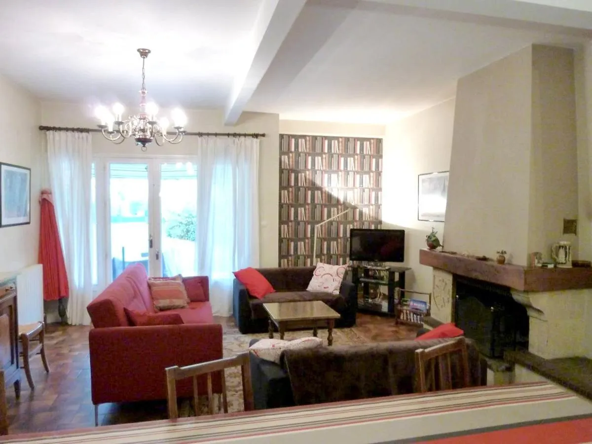 Holiday home Maison De 4 Chambres Avec Jardin Clos Et Wifi A Luz Saint Sauveur Lourdes