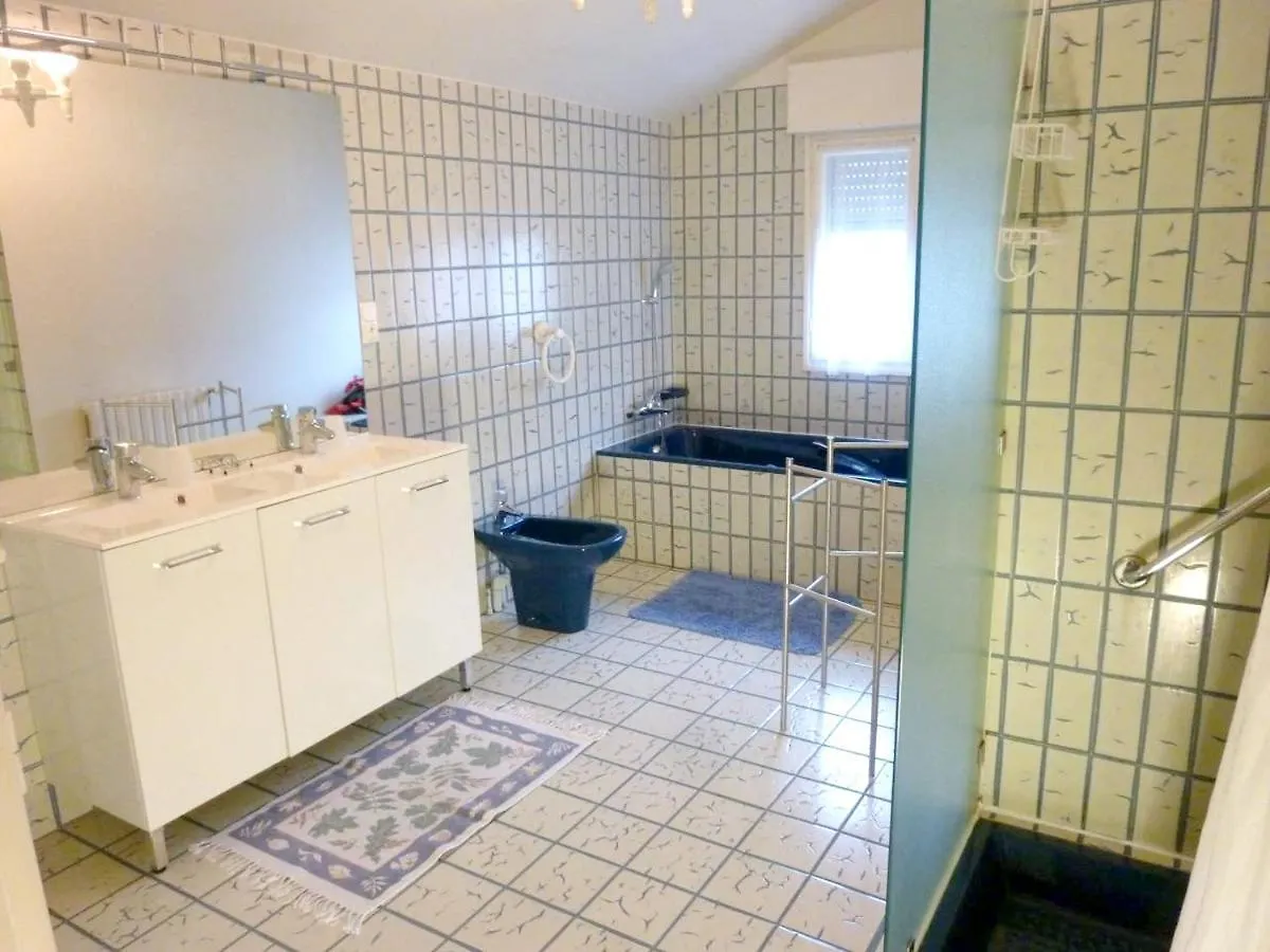 Maison De 4 Chambres Avec Jardin Clos Et Wifi A Luz Saint Sauveur Lourdes Holiday home