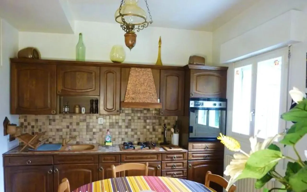 Holiday home Maison De 4 Chambres Avec Jardin Clos Et Wifi A Luz Saint Sauveur Lourdes